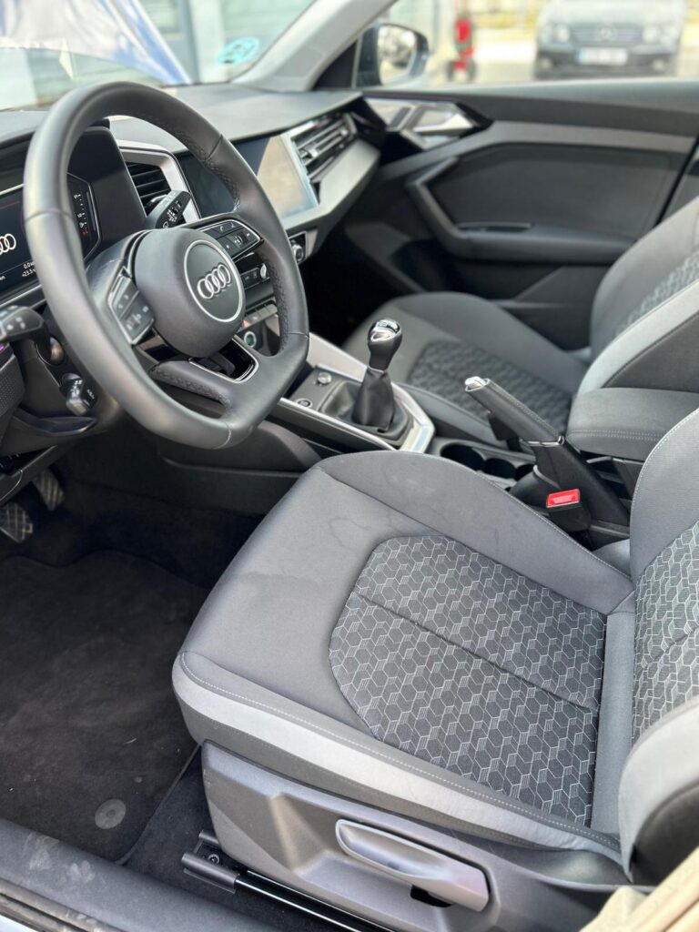 AUDI A1 SPORTBACK  1.0cc TSi 116 cv GASOLINA MANUAL AÑO 2025
